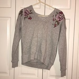 v-neck long sleeve hoodie